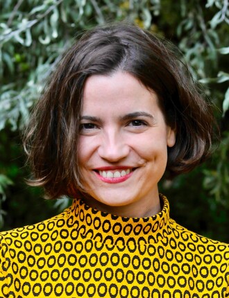 Carlota Sanz Ruiz: Ekonomie koblihy – mezi chudobou a katastrofou