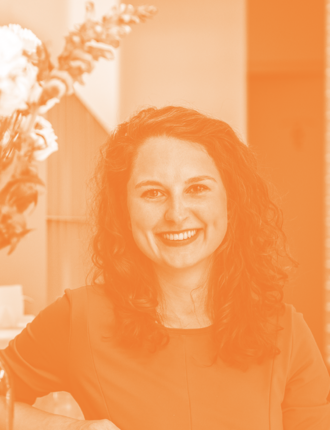 Šestá řada Screenshotu je tu! S Pavlou Hubálkovou o válce, péči, AI, lese i neviditelném světě mikrobiomu